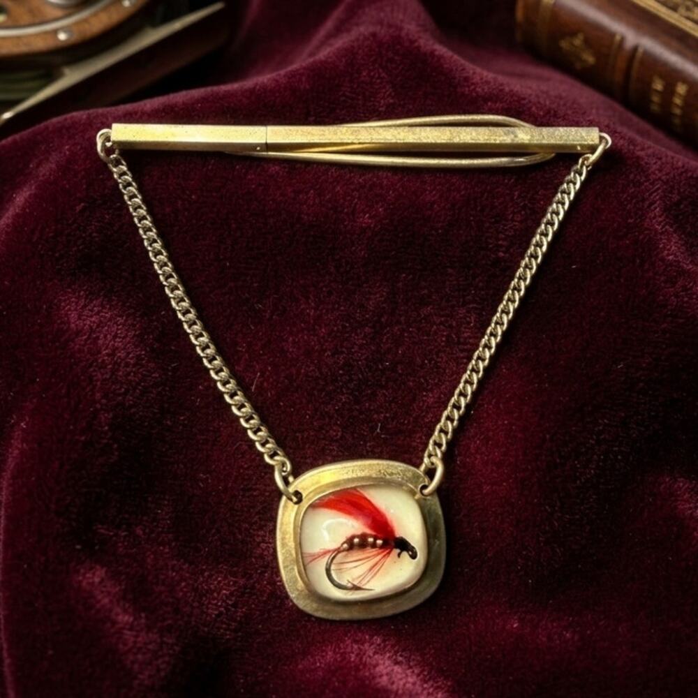 Vintage Hayward 12K RGP Fly Fishing Lure Lucite Tie Clip Chain MCM